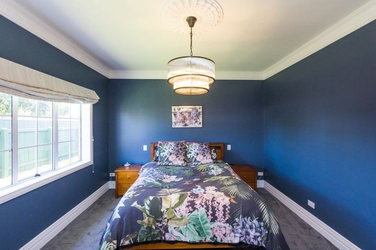 Photo of property in 6 Nicolas Lane, West End, Palmerston North, 4410