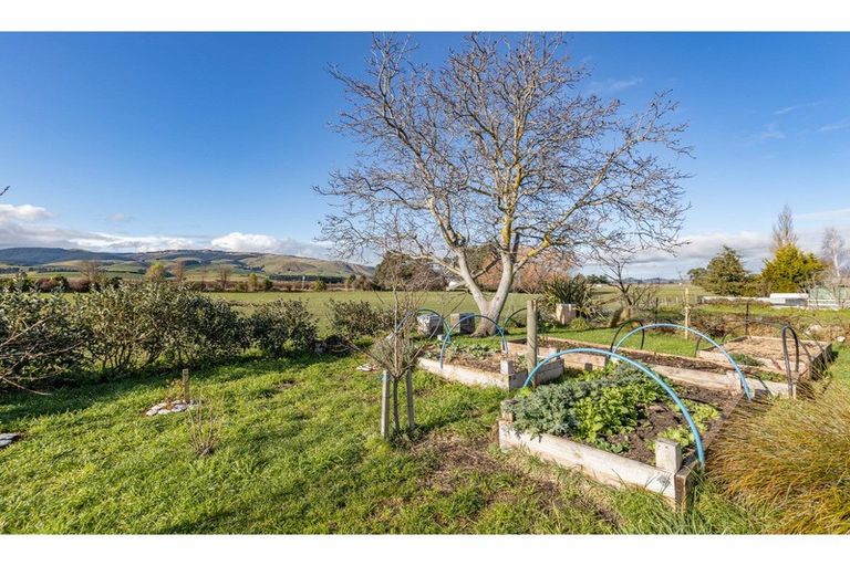 Photo of property in 7 Townend Street, Waipara, Amberley, 7483