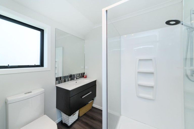 Photo of property in 21 George Street, Bulls, 4818