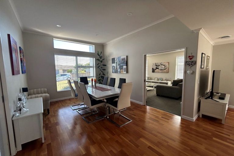 Photo of property in 31 Kahurangi Heights, Aotea, Porirua, 5024