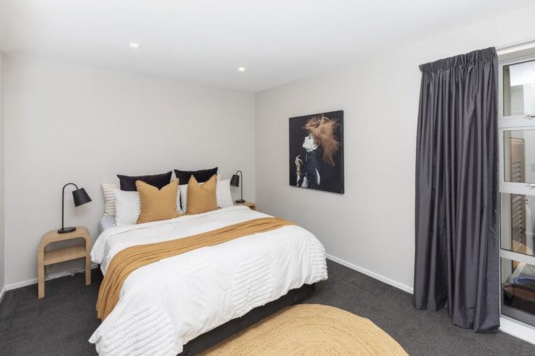 Photo of property in 20 Rushden Rise, Westmorland, Christchurch, 8025