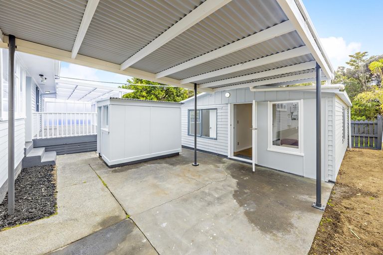 Photo of property in 26 Chingford Close, Mangere, Auckland, 2022