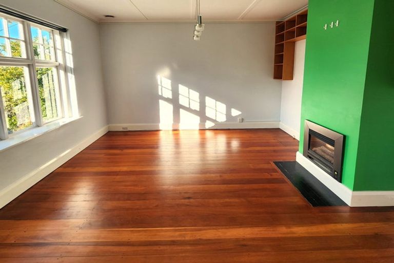 Photo of property in 167 Wadestown Road, Wadestown, Wellington, 6012