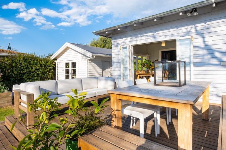 Photo of property in 301 Lovedale Road, Saint Leonards, Hastings, 4120