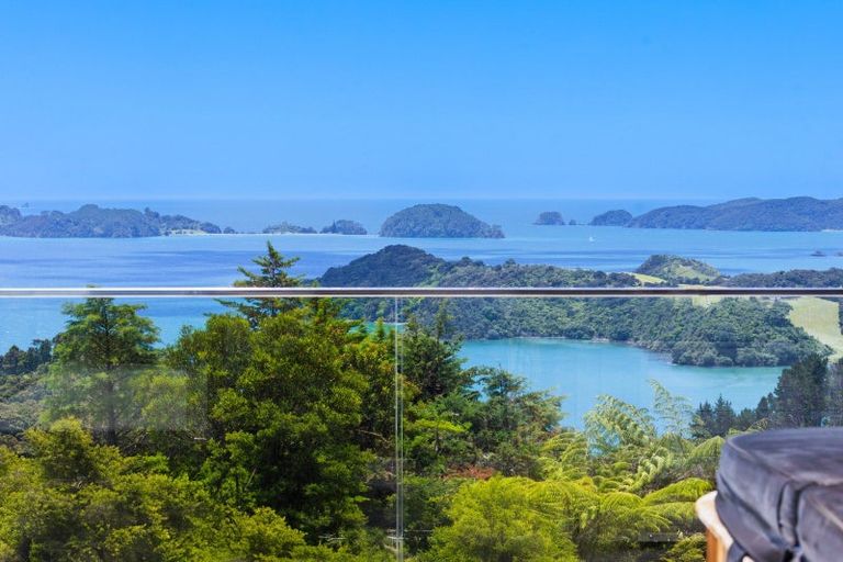 Photo of property in 255 Paroa Bay Road, Russell, 0272