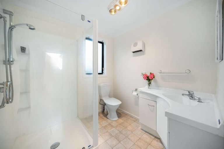 Photo of property in 72 Matai Street, Te Anau, 9600