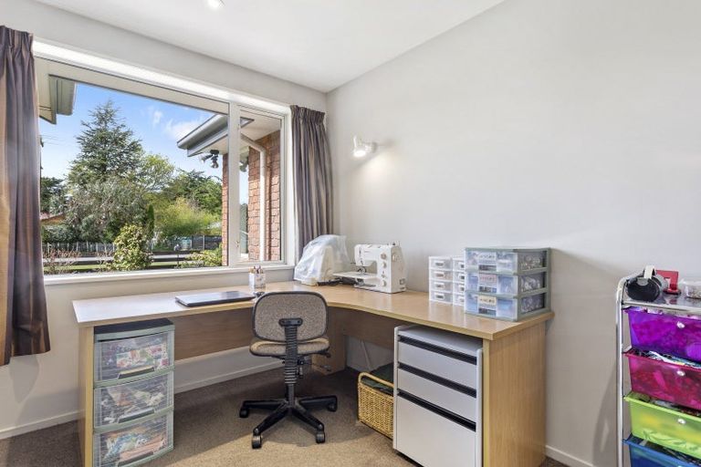 Photo of property in 105 High Street, Oxford, 7430