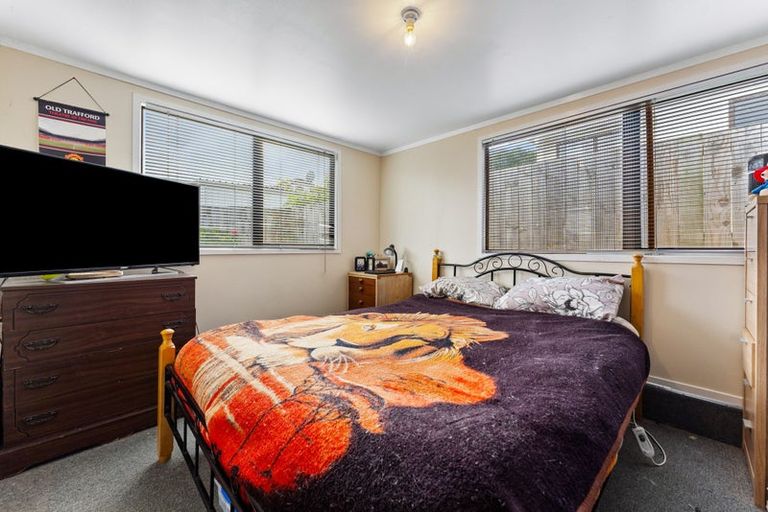 Photo of property in 2/10 Silver Road, Weymouth, Auckland, 2103