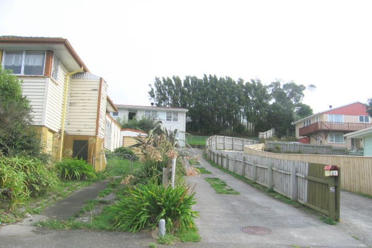 Photo of property in 21 Desert Gold Street, Ascot Park, Porirua, 5024