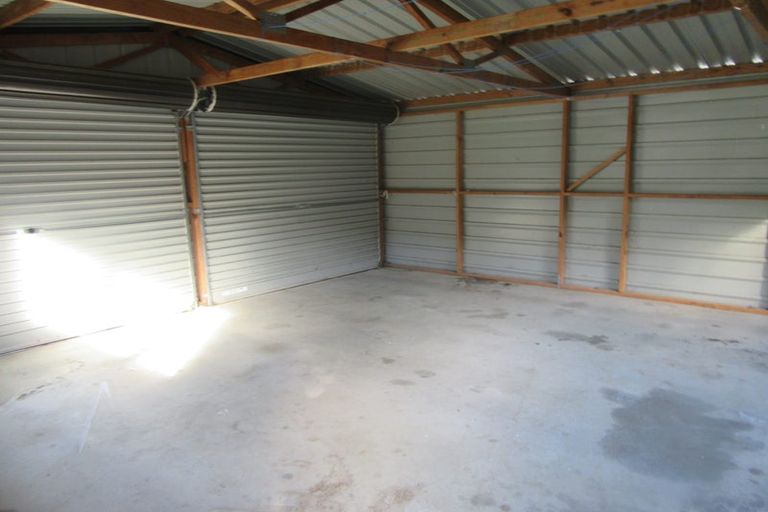 Photo of property in 31 Delaware Grove, Totara Park, Upper Hutt, 5018