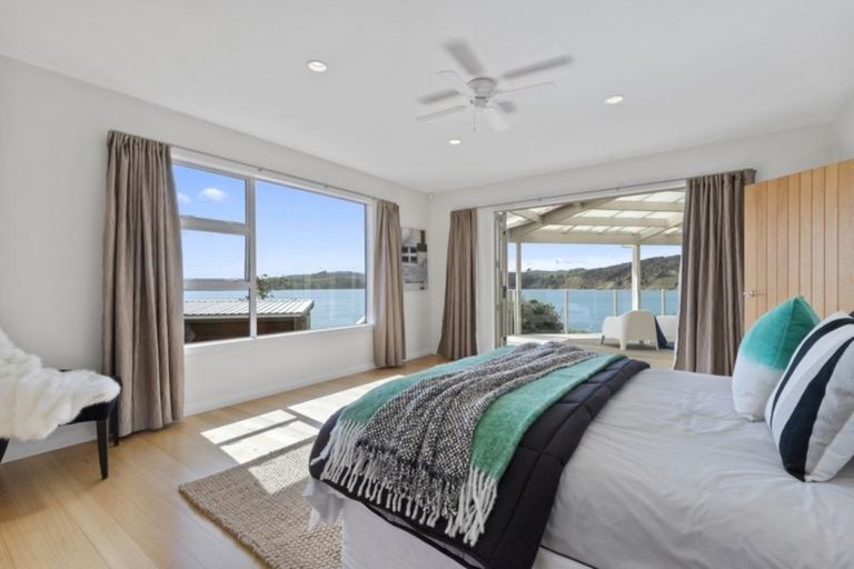 Photo of property in 106j Greenslade Road, Raglan, 3295