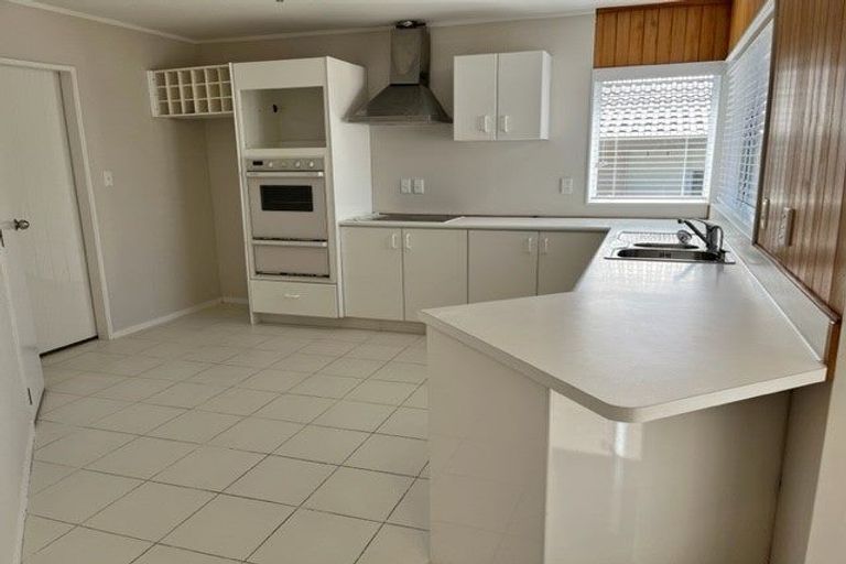 Photo of property in 23 Clydesdale Avenue, Somerville, Auckland, 2014