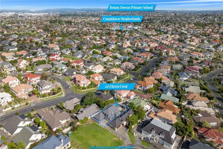 Photo of property in 21a Haven Crest, Somerville, Auckland, 2014