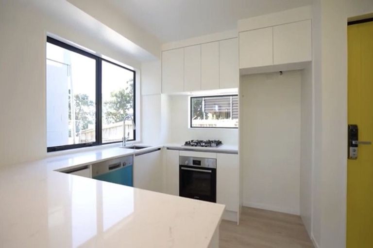 Photo of property in 94b Bay Street, Red Beach, 0932