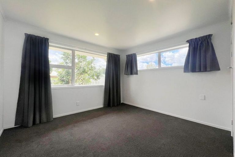 Photo of property in 12 Pryce Place, Silverdale, Hamilton, 3216