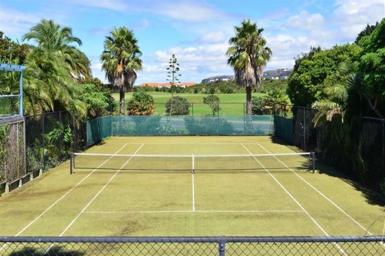 Photo of property in 8 Greenway Rise, Gulf Harbour, Whangaparaoa, 0930