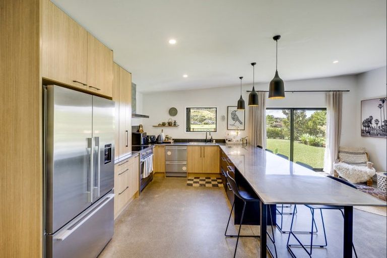 Photo of property in 105 Puketapu Road, Taradale, Napier, 4112