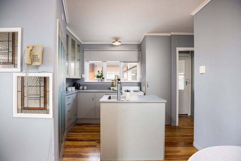 Photo of property in 3 George Street, Waitara, 4320