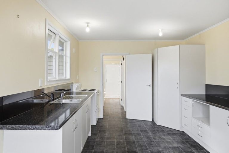 Photo of property in 4 Station Road, Hunterville, 4730