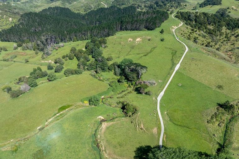 Photo of property in 450 Komokoriki Hill Road, Makarau, Warkworth, 0981