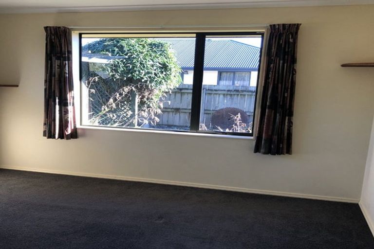 Photo of property in 10 Longfields Road, Brightwater, 7022