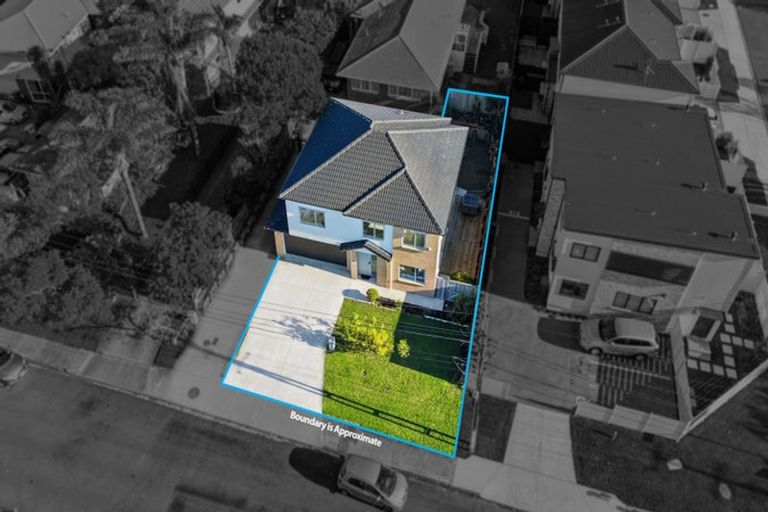 Photo of property in 17a Patons Road, Howick, Auckland, 2014