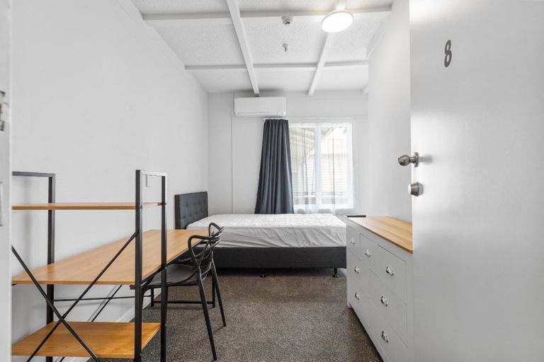 Photo of property in 22 Palm Avenue, Hokowhitu, Palmerston North, 4410