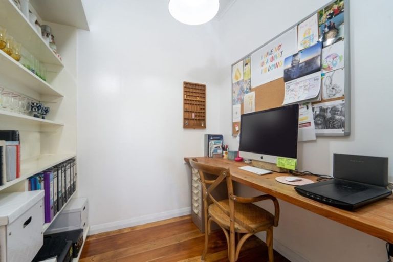 Photo of property in 38 Park Road, Carterton, 5713