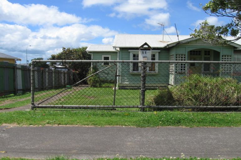 Photo of property in 11 Station Road, Papatoetoe, Auckland, 2025