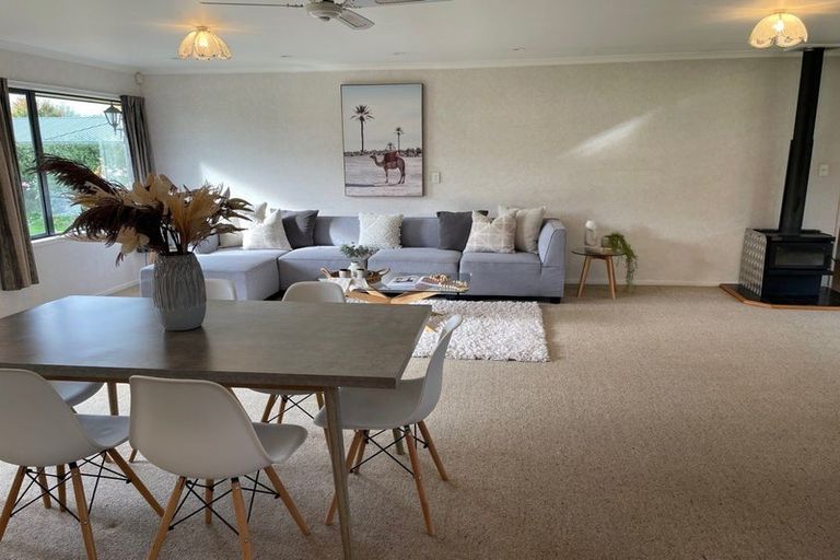 Photo of property in 24 Buckleys Road, Rangiora, 7400