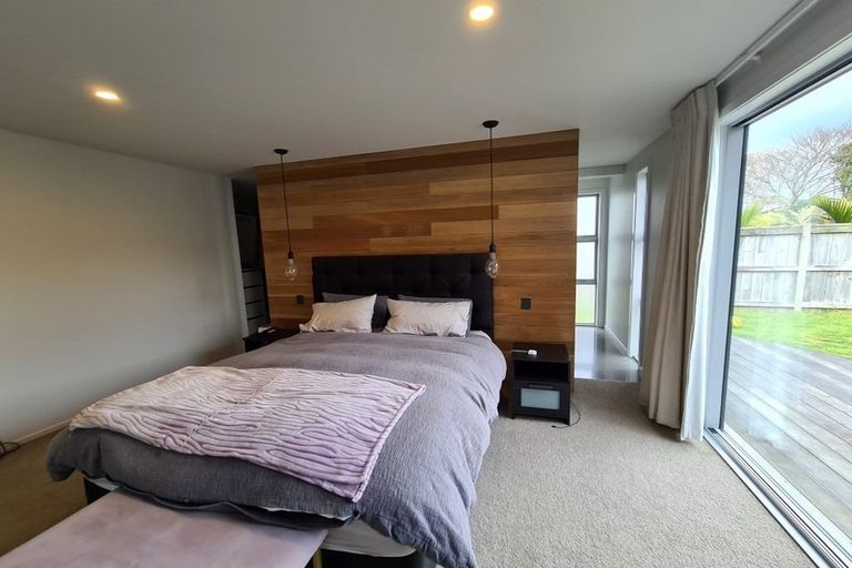 Photo of property in 1 Harry Way, Upper Vogeltown, New Plymouth, 4310