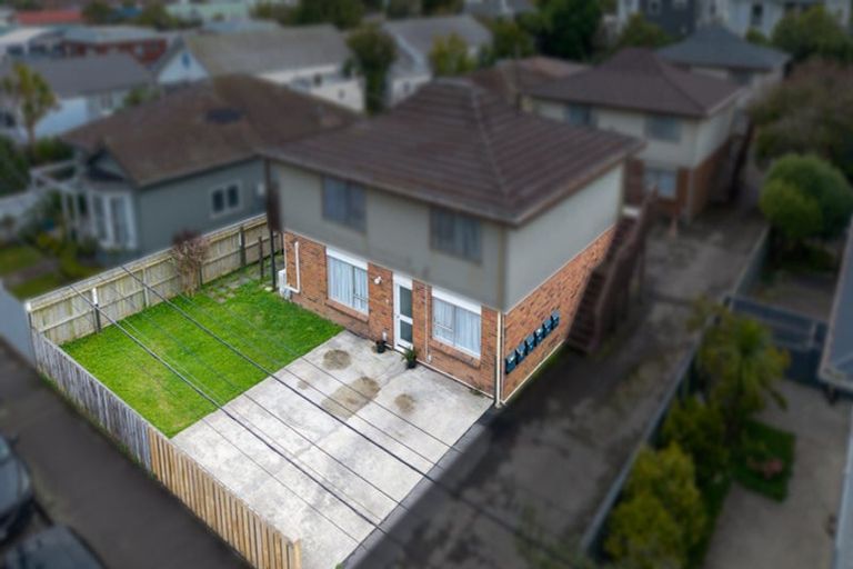 Photo of property in 1/35 Phillip Street, Johnsonville, Wellington, 6037