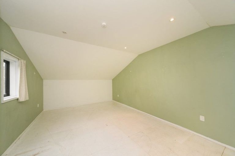 Photo of property in 274 Turitea Road, Turitea, Palmerston North, 4472