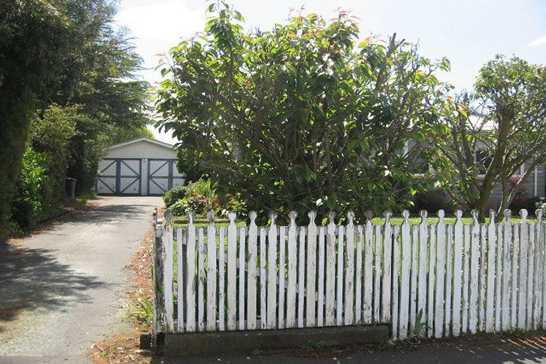 Photo of property in 30 Glenmore Avenue, Casebrook, Christchurch, 8051