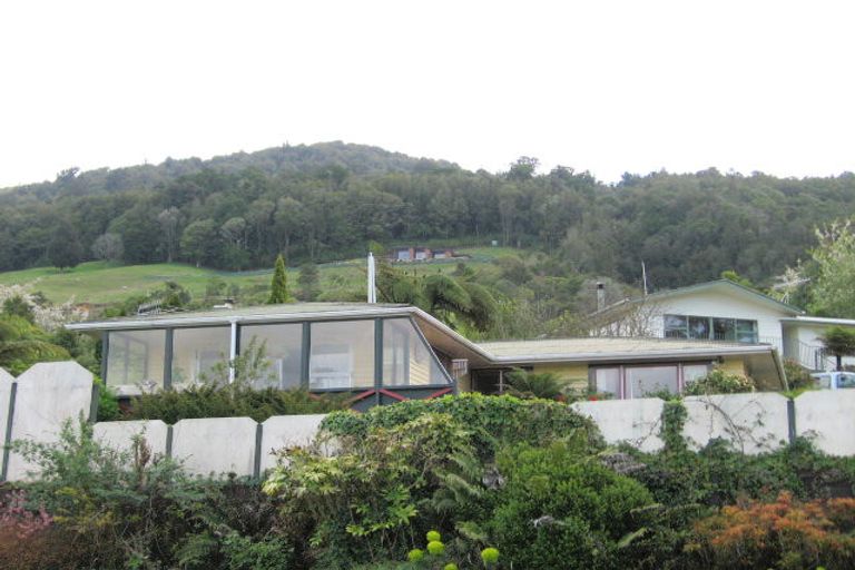 Photo of property in 10 Russell Crescent, Western Heights, Rotorua, 3015