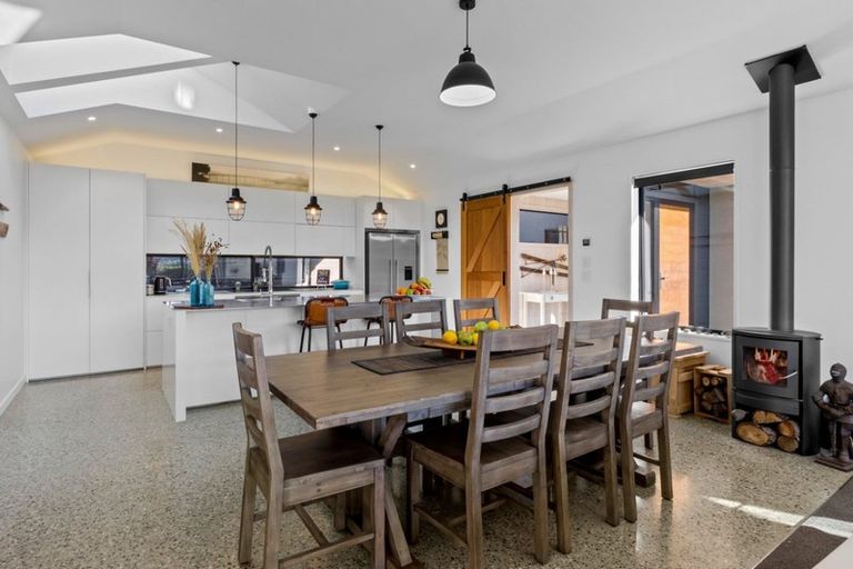 Photo of property in 6 Caithness Court, Jacks Point, Queenstown, 9371