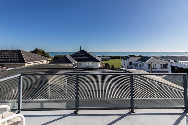 Photo of property in 100a Tasman Street, Karoro, Greymouth, 7805