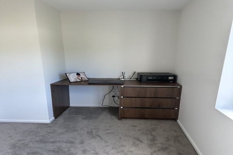 Photo of property in 11d Regency Place, Sunnynook, Auckland, 0632