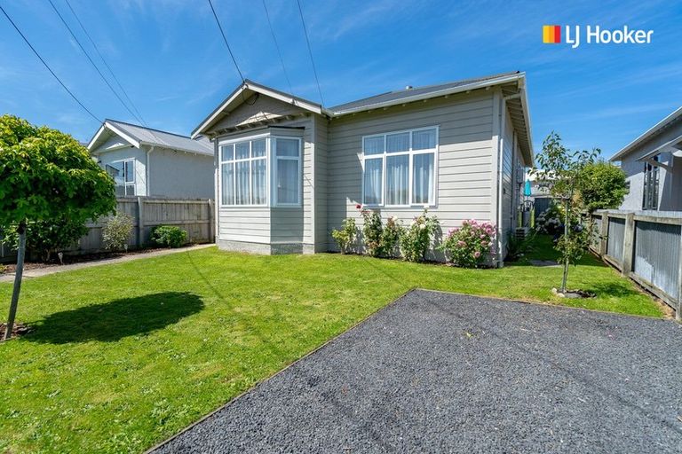 Photo of property in 11 Crest Street, Tainui, Dunedin, 9013