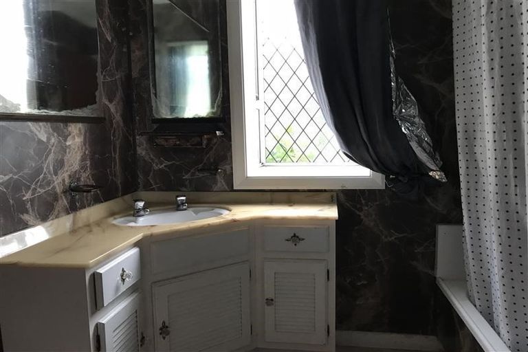 Photo of property in 76 Ravenswood Road, Saint Clair, Dunedin, 9012