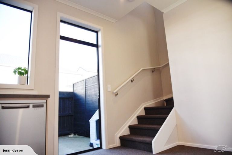 Photo of property in 14 Uku Lane, Hobsonville, Auckland, 0616