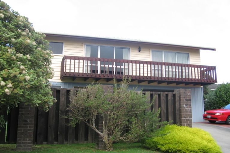 Photo of property in 7 Dominica Crescent, Grenada Village, Wellington, 6037