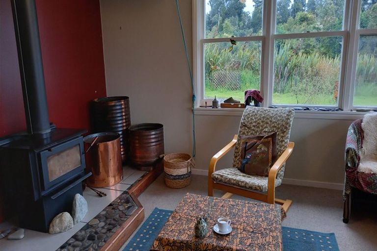 Photo of property in 6 Opuka Place, Haast, 7886