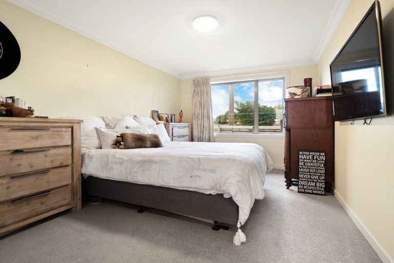 Photo of property in 17 Fingall Street, South Dunedin, Dunedin, 9012