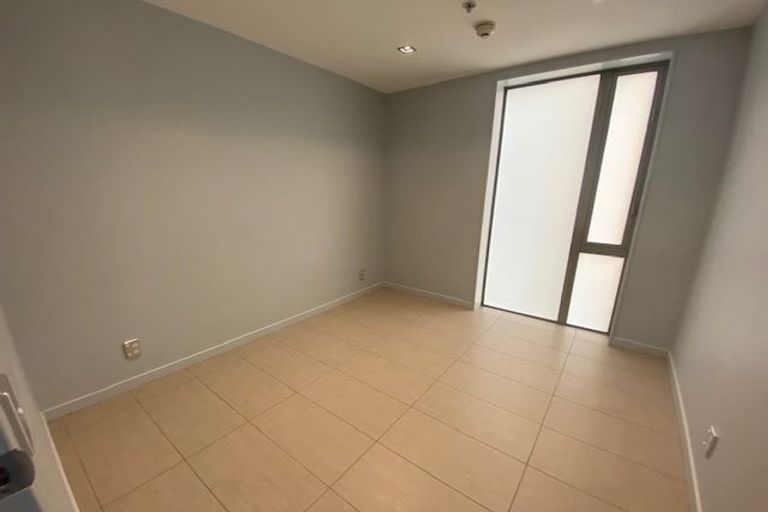 Photo of property in Piermont Apartments, 3a/82 Cable Street, Te Aro, Wellington, 6011