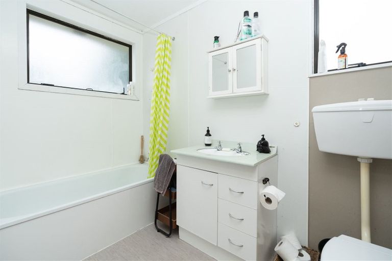 Photo of property in 6 Kim Lane, Nawton, Hamilton, 3200