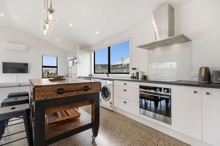 Photo of property in 110 Ngaio Drive, Matarangi, Whitianga, 3592