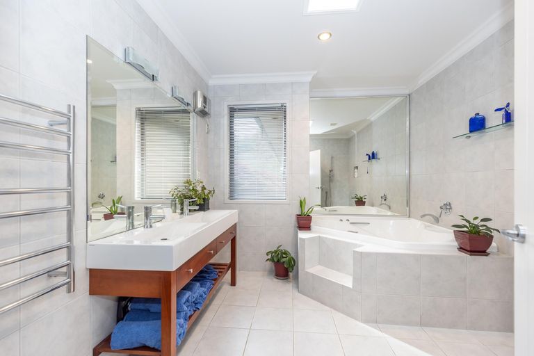 Photo of property in 37 Wynvale Lane, Rotokauri, Hamilton, 3289