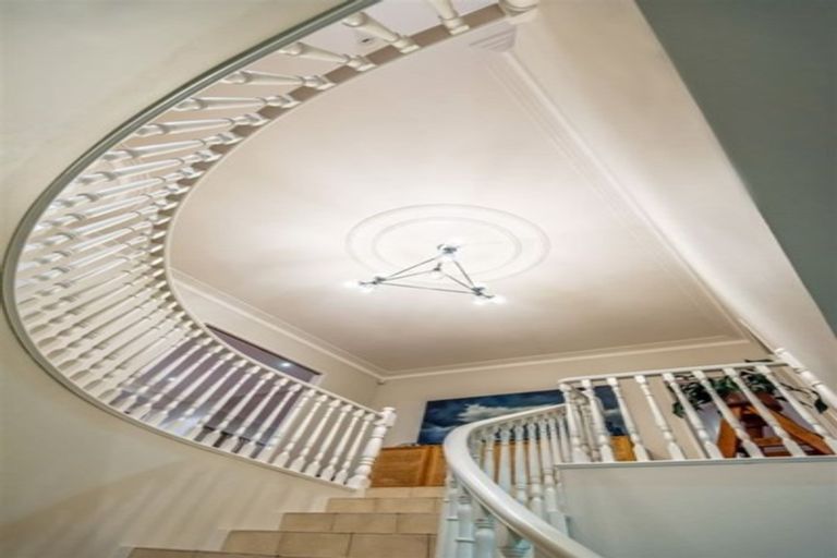 Photo of property in 5 Norwood Road, Bayswater, Auckland, 0622