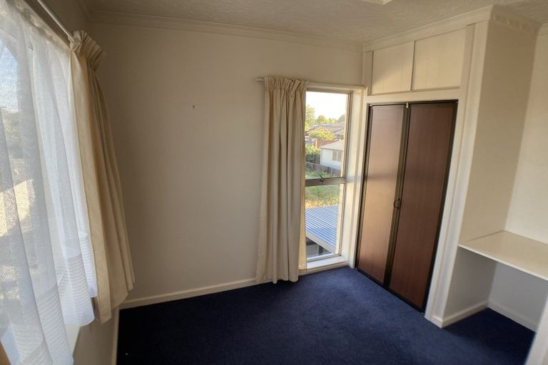 Photo of property in 55 Winters Road, Redwood, Christchurch, 8051